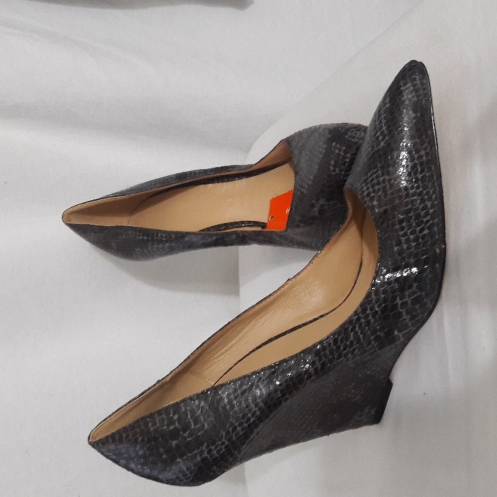 JOE FRESH Shoes Size 9 Black Gray Faux Snake & Leather Wedge Heel New